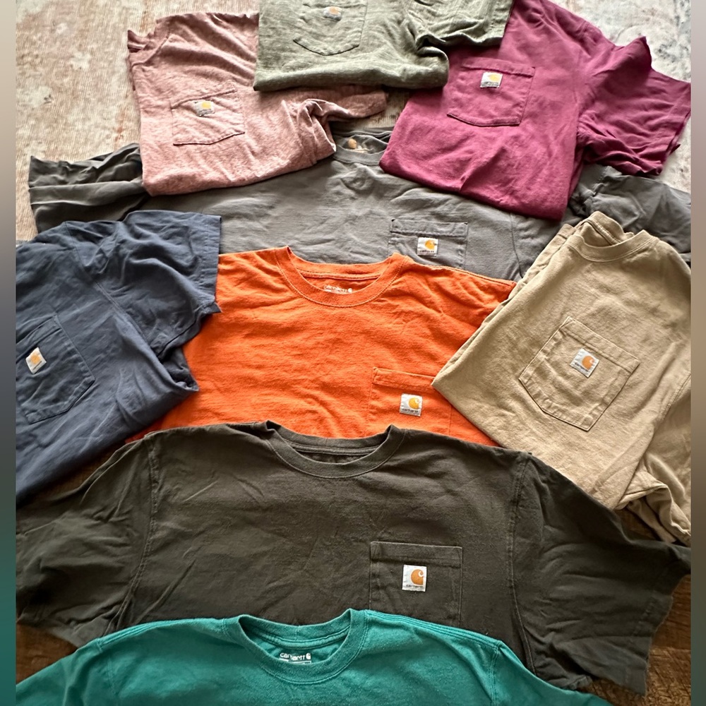 Set of 9 Men’s Carhartt T-Shirts, XL